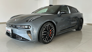 Zeekr 001 YOU Z-Sport