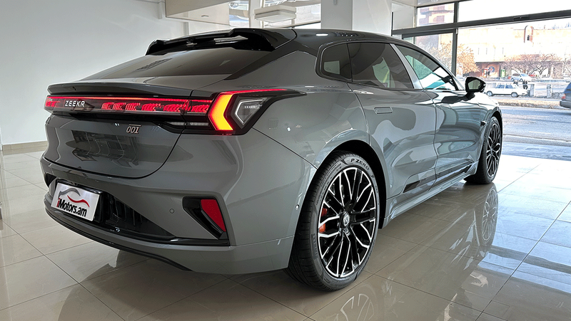 Zeekr 001 YOU Z-Sport photo