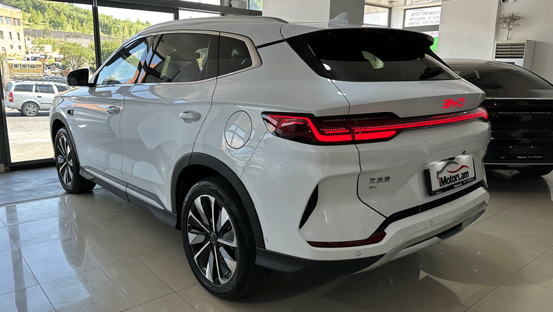 BYD Song Plus 605KM Flagship Smart Edition photo