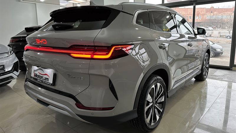 BYD Song Plus  Flagship Edition 2025 photo