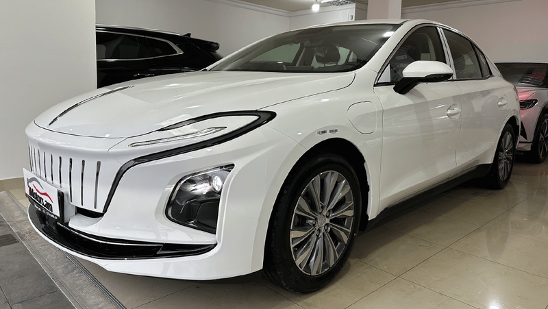 Hongqi E-QM5 500km photo