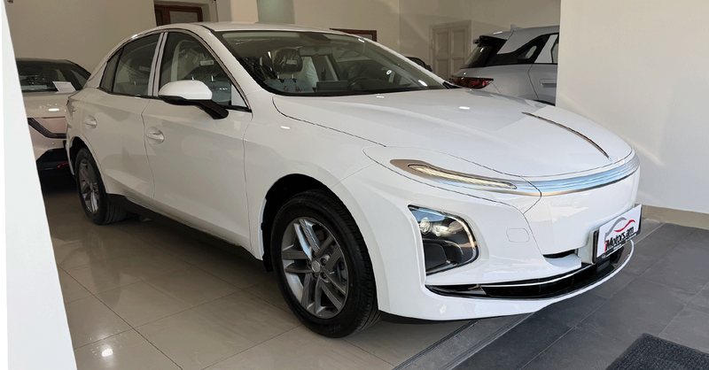 Hongqi E-QM5 500km photo