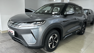 BYD Yuan UP 401KM Surpassing Type