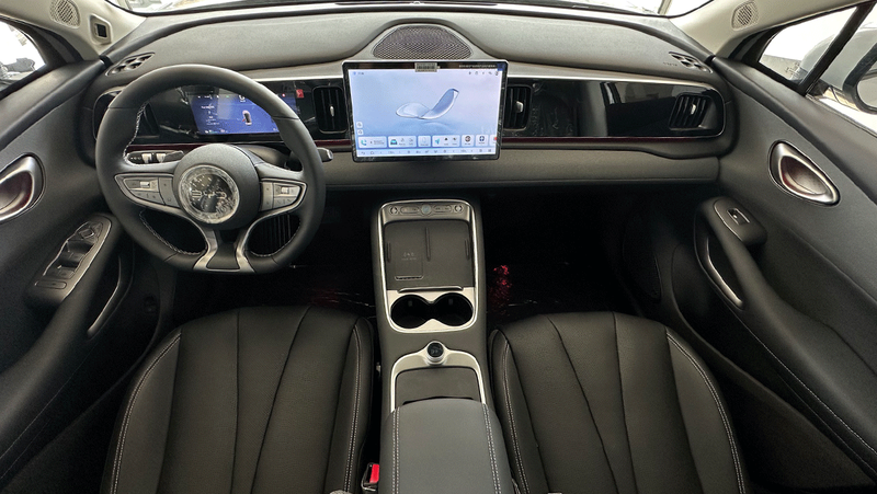 BYD Sea Lion 05, 520 Flagship photo