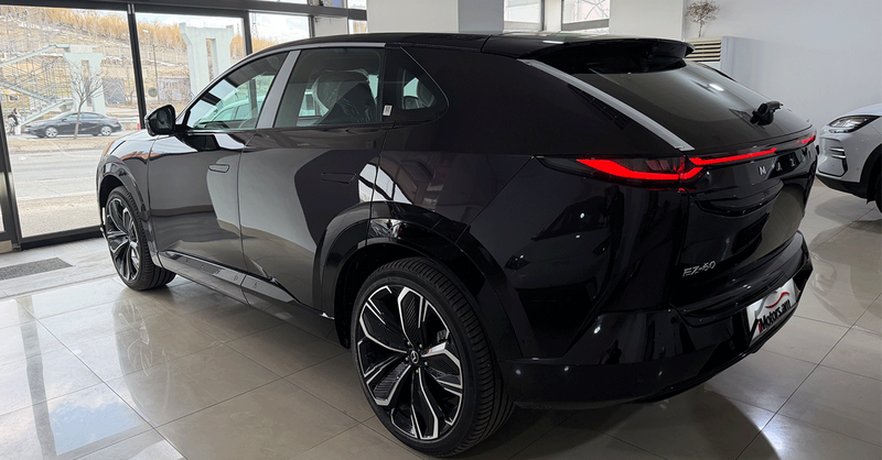 Mazda EZ-60 600 Max photo