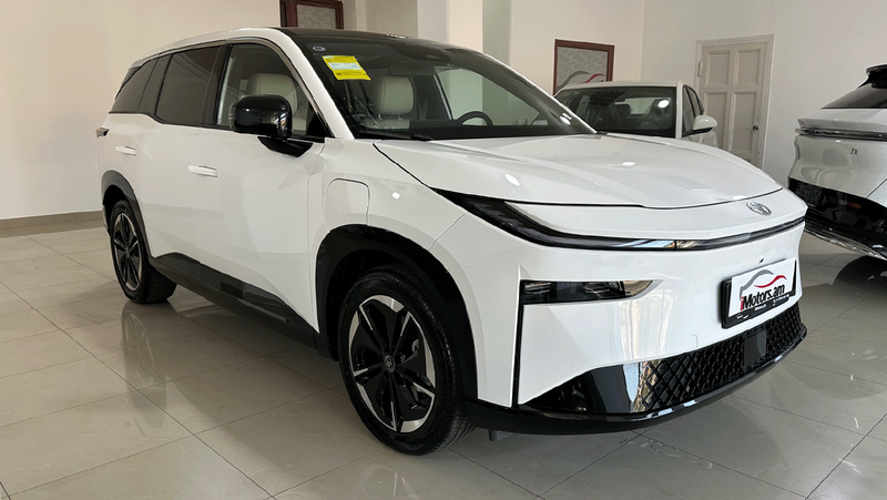 Toyota BZ3X 430 Air photo