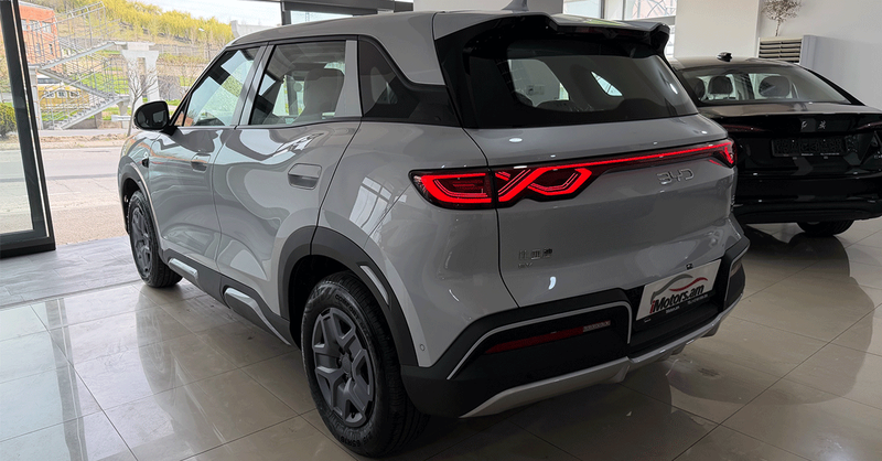 BYD Yuan UP 401KM Smart Driving Vitality photo